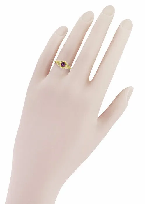 Art Deco Sunflowers Amethyst Filigree Ring in 14 Karat Yellow Gold Antique Jewelry Mall Rings