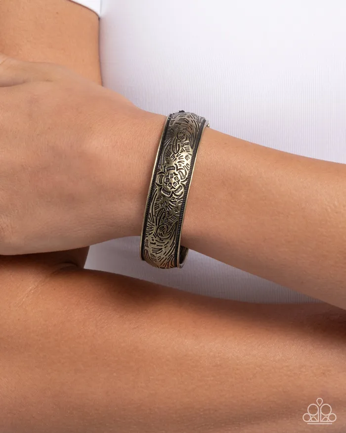 Bracelets Paparazzi Accessories Regency Refresh Brass Floral Pattern Hinge Bracelet Paparazzi