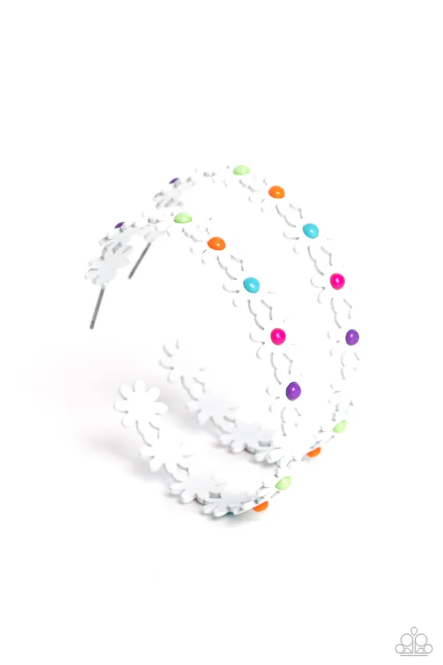 Paparazzi Accessories Earrings Daisy Disposition Multi Colored Center Bloom White Daisy Earrings Paparazzi