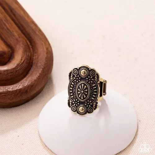 Rings Frenetic Frame Brass Pattern Ring Paparazzi Paparazzi Accessories